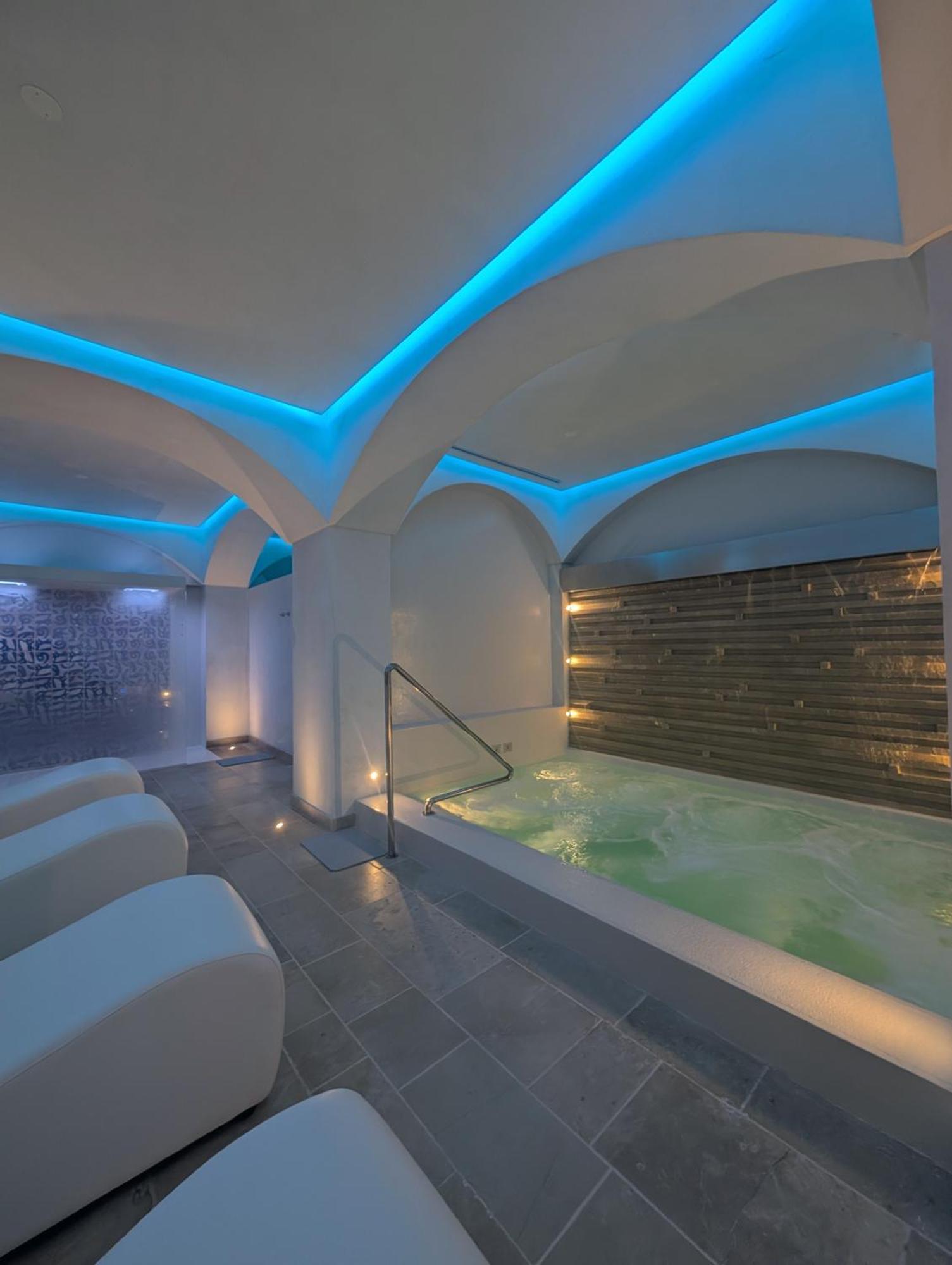 Borgo Giallonardo Wine Relais Realmonte Luaran gambar