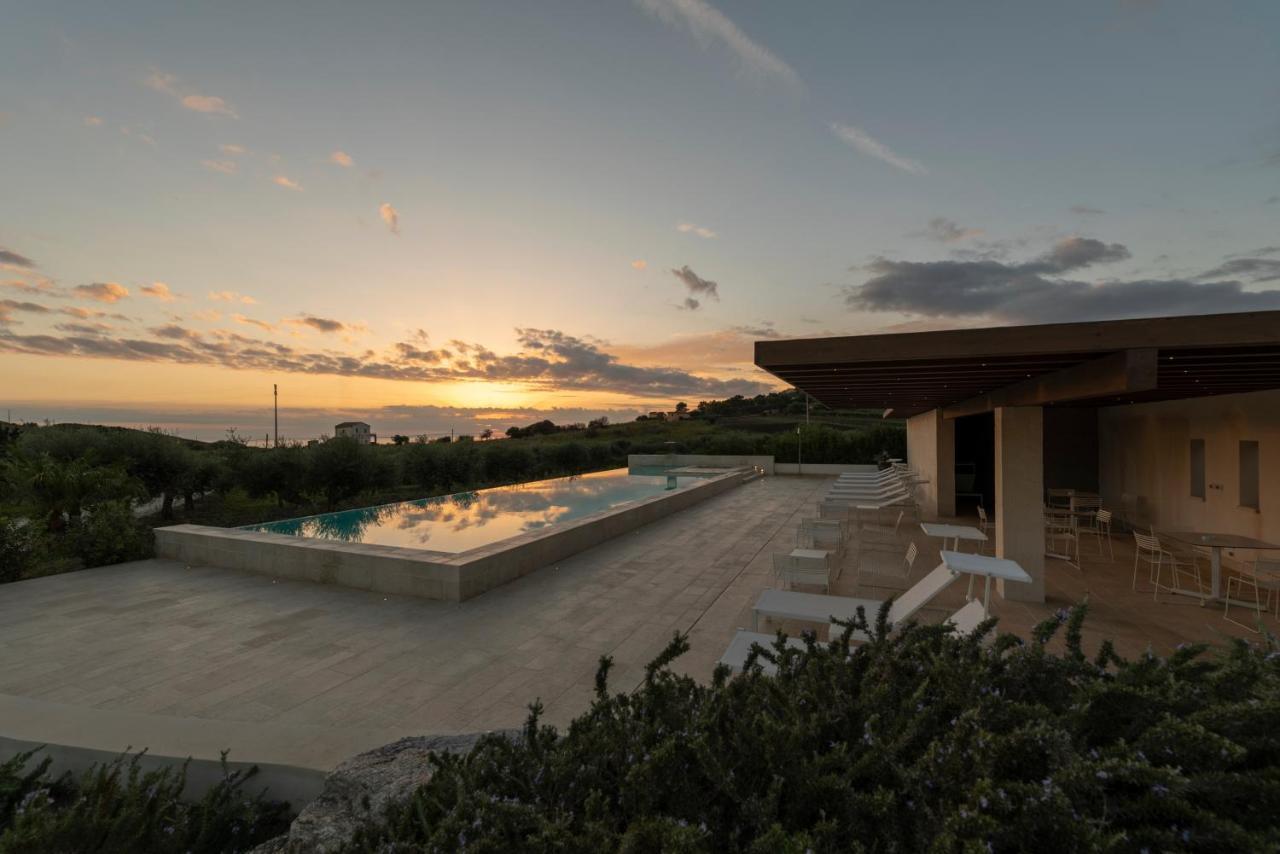 Borgo Giallonardo Wine Relais Realmonte Luaran gambar