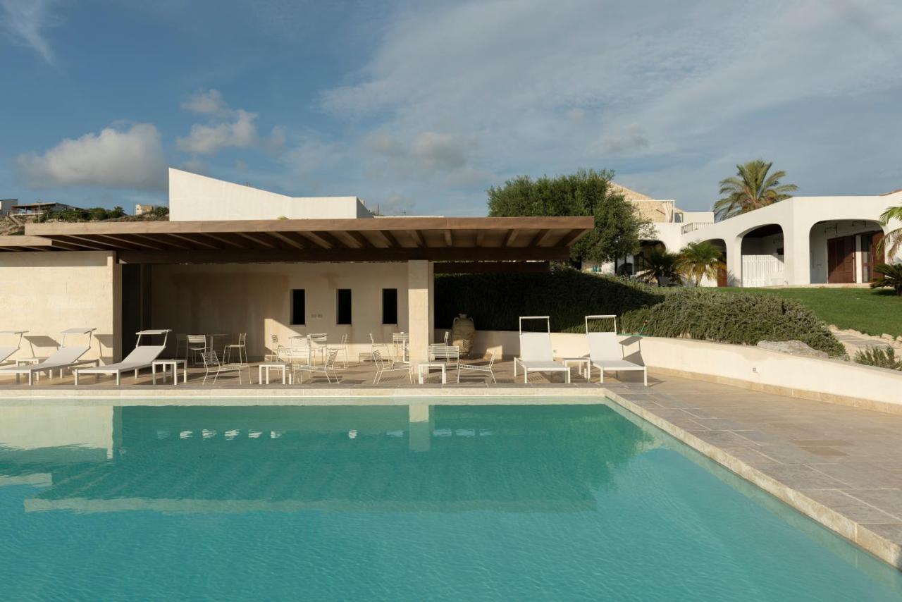 Borgo Giallonardo Wine Relais Realmonte Luaran gambar