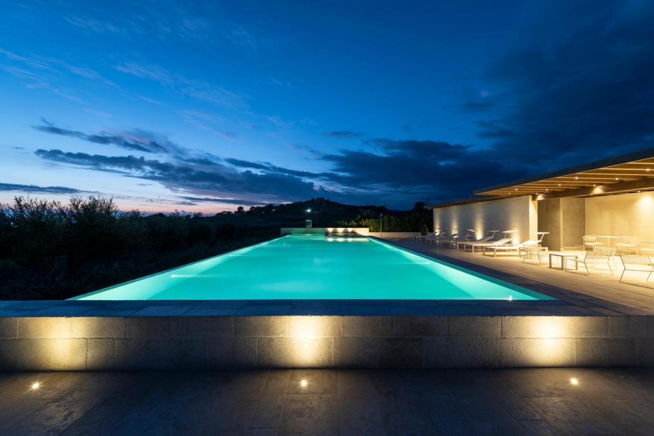 Borgo Giallonardo Wine Relais Realmonte Luaran gambar